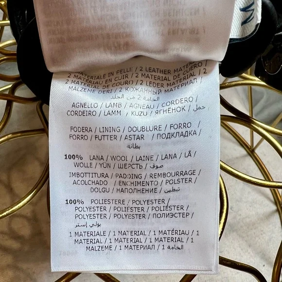 Moncler Black GUANTI Quilted Leather Wool Women’s Gloves Size Medium - Picture 10 of 11